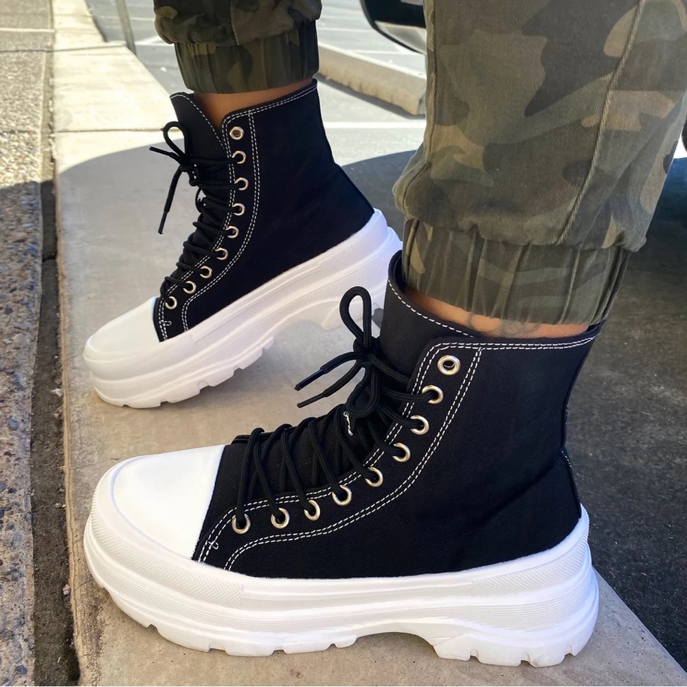 City Sneaker Black
